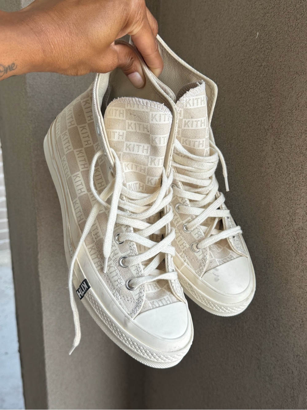 KITH Converse Cream/Tan High-Top Logo Canvas Sneakers size 9.5 m